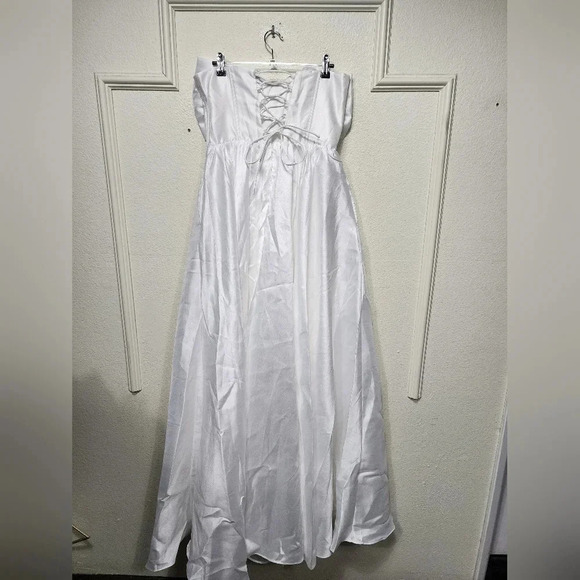 Lulu's Refined Extravagance White Taffeta Bow Maxi Dress With Pockets M Wedding - Picture 10 of 11